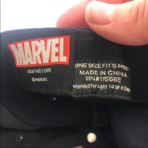 Marvel ballcap - Picture 3 of 3